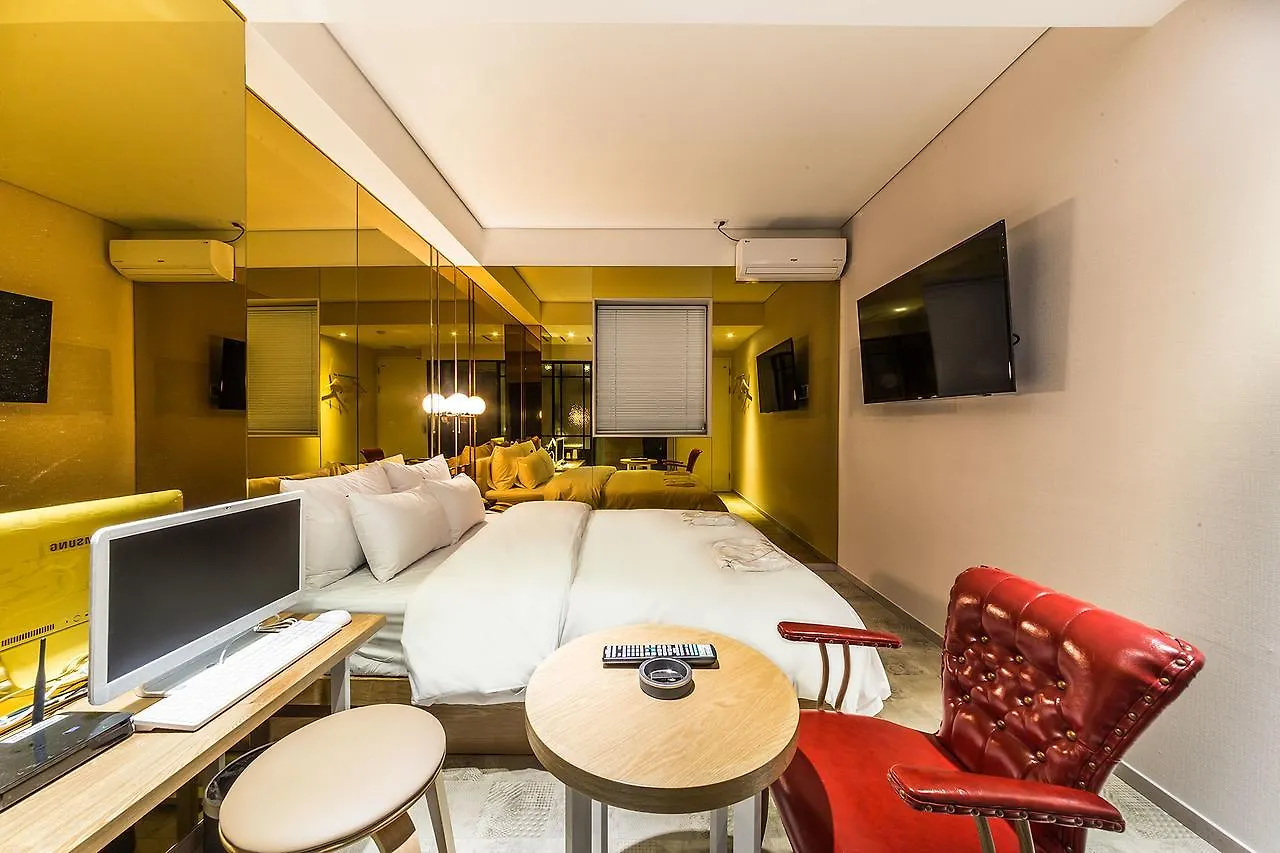 Darak Hotel Seoul 2*,  South Korea