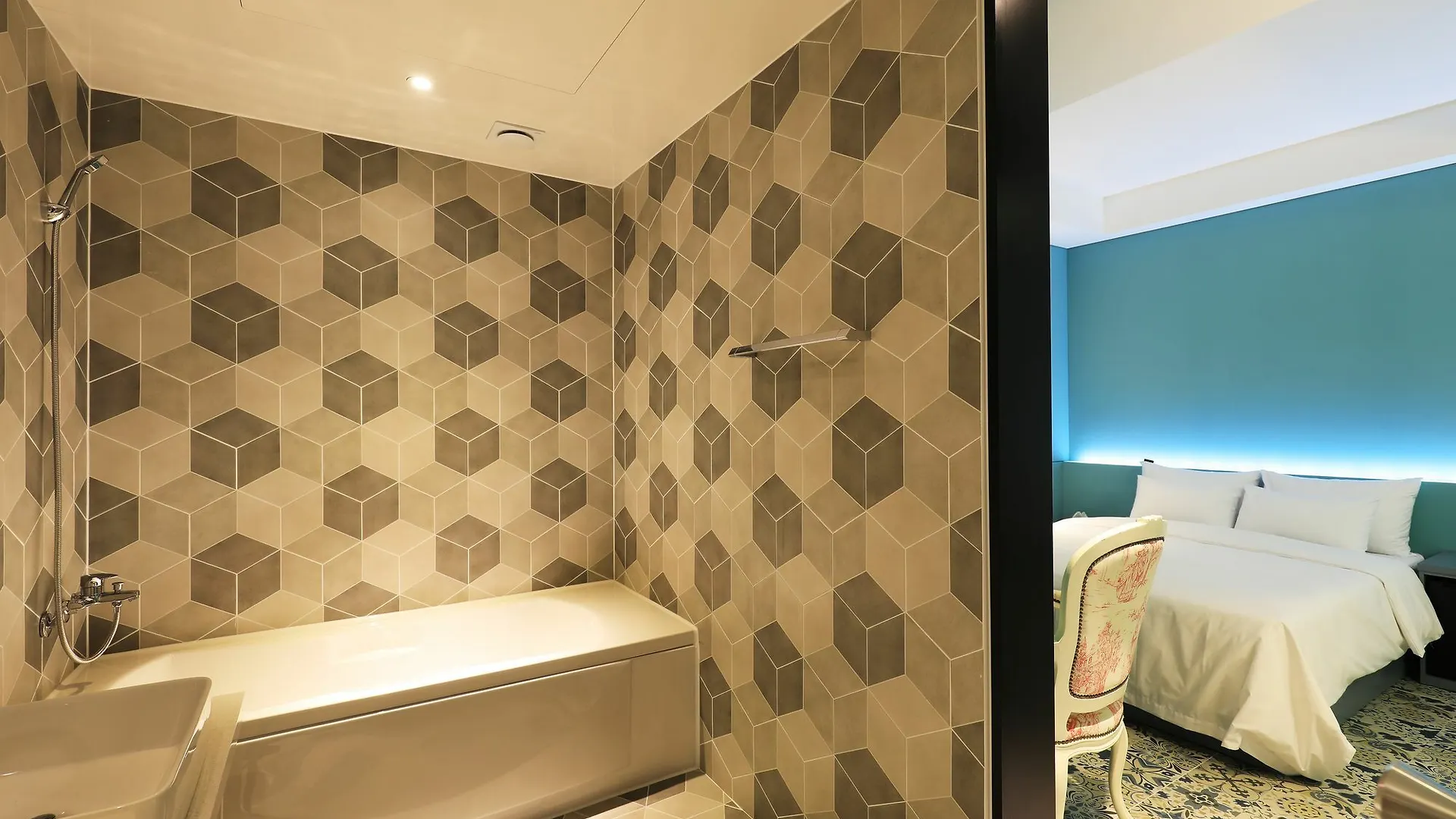 Darak Hotel Seoul 2*,  South Korea